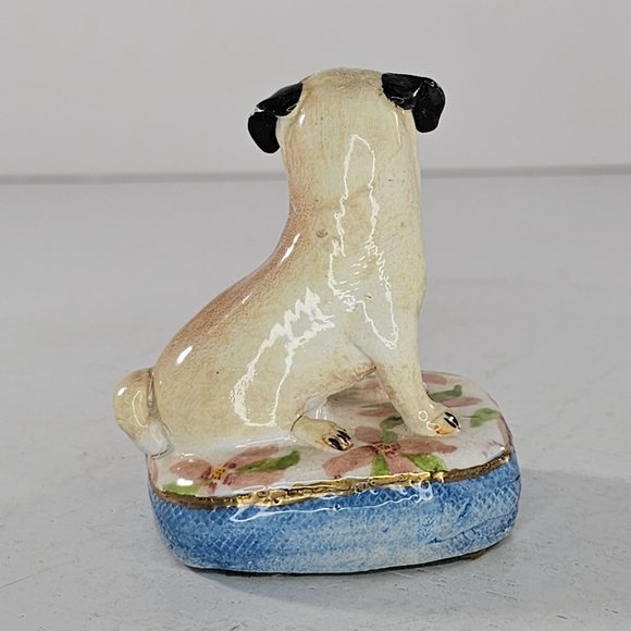 Vintage Basil Matthews Pug On Pillow Figurine Dog - Picture 3 of 8